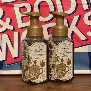 LAST SET ^*^ Bath & Body Works Toasted Vanilla Chai hand soap